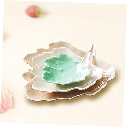 Garneck Creative Leaf-Shaped Ceramic Plate for Snacks and Desserts Kitchen Utensil for Home and Restaurant Use Decorative Serving Dish for Breakfast and Appetizers
