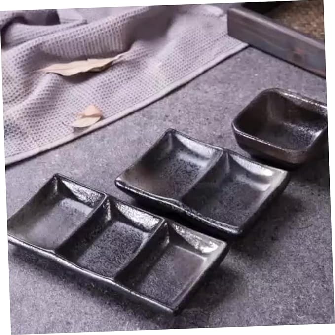Retro Three-compartment Ceramic Dipping Dish for Sauces and Condiments Stylish Appetizer Plate for Home Kitchen Restaurant Use Versatile Serving Tray for Entertaining
