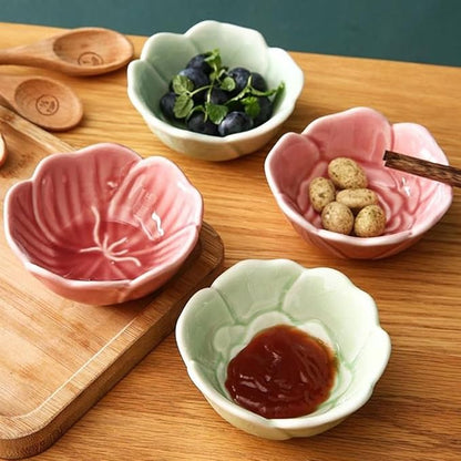 FAREWELL Dipping Bowls Flower Shaped Ceramic Dipping Bowl Soy Sauce Plate Mini Condiment Porcelain Sauce Bowl Dipping Candy Serving Plate Appetizer Bowls (Color : B)