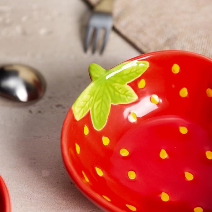 WAIT FLY Cute Multipurpose Ceramic Appetizer Plates Dessert Bowls Sauce Dish Seasoning Dishes Candy Nuts Snacks Dishes-Strawberry-4 PCS