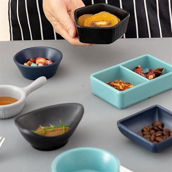 Condiment Tray Soy Sauce Dish Set of 10 Melamine Plastic Dipping Bowls Mini Appetizer Plates for Sushi Ketchup Soy Sauce Vinegar Serving Seasoning Dishes Dip Sets(B)