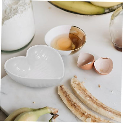 ABOOFAN 4Pcs Heart-shaped Ceramic Condiment Dishes Small Sauce Plates for Appetizers White Seasoning Plates Set for Dipping and Serving