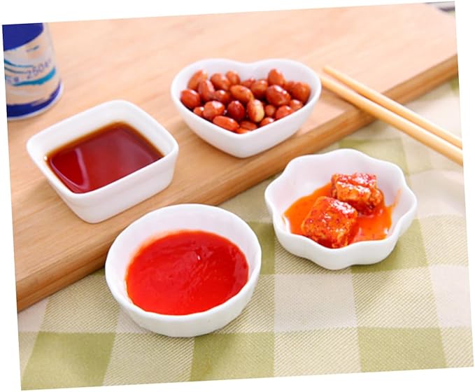 2pcs Square White Ceramic Dishes Japanese Style Porcelain Dipping Sauce Plates for Condiments Dressings and Appetizers Lightweight and Stackable Kitchen Seasoning Bowls