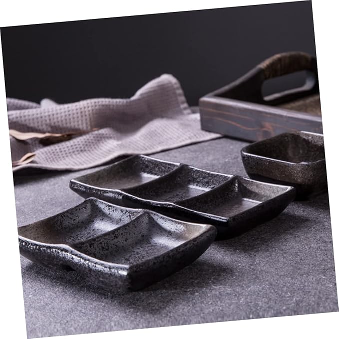 GLEAVI 2Pcs Ceramic Sauce Dishes Square Shape Snack Plate Design for Dips Appetizers and Desserts for Home Restaurant and Catering Use