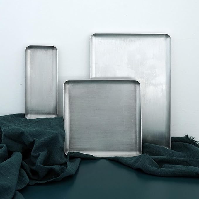 Zerodeko 1Pc Retro Elegant Silver Food Storage Plate Decorative Snack Tray for Home for Pastries Desserts Stylish Serving Dish for Events Design Craftsmanship