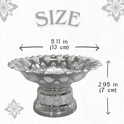 Decorative Pedestal Tray 5 Inch – Traditional Thai Offering Tray with Flora Design for Home, Temple, or Spa Display (Silver,13cm)