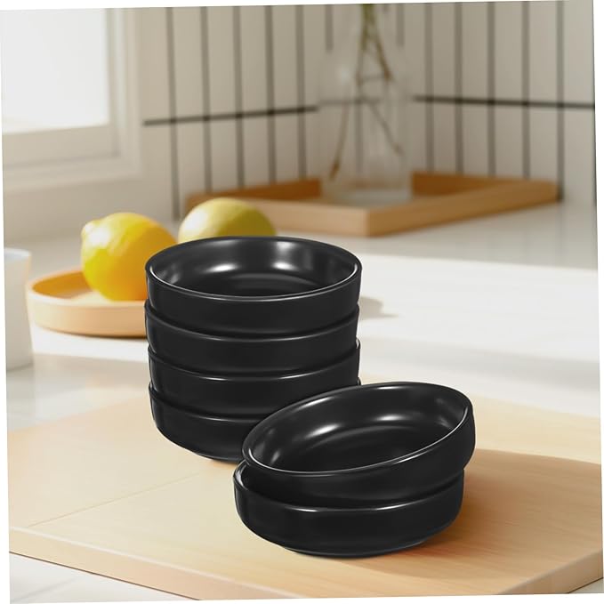 6pcs Japanese Ceramic Dipping Plates Elegant Seasoning Dishes for Sushi Sauces and Appetizers Versatile Tableware for Parties and Gatherings