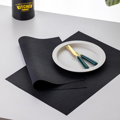 LEXMORE Placemats Set of 6 Vinyl/Plastic Woven Place Mats for Kitchen Table Indoor/Outdoor Washable Placemat Wipeable Dining Table Mats(Black)