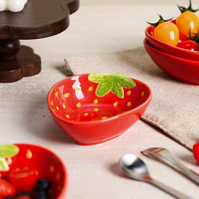 WAIT FLY Cute Multipurpose Ceramic Appetizer Plates Dessert Bowls Sauce Dish Seasoning Dishes Candy Nuts Snacks Dishes-Strawberry-4 PCS