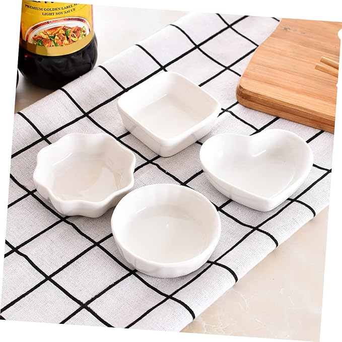 2PCS White Ceramic Dipping Dishes Japanese Style Porcelain Appetizer Plates for Sauces Seasonings and Condiments Elegant for Kitchen Dining