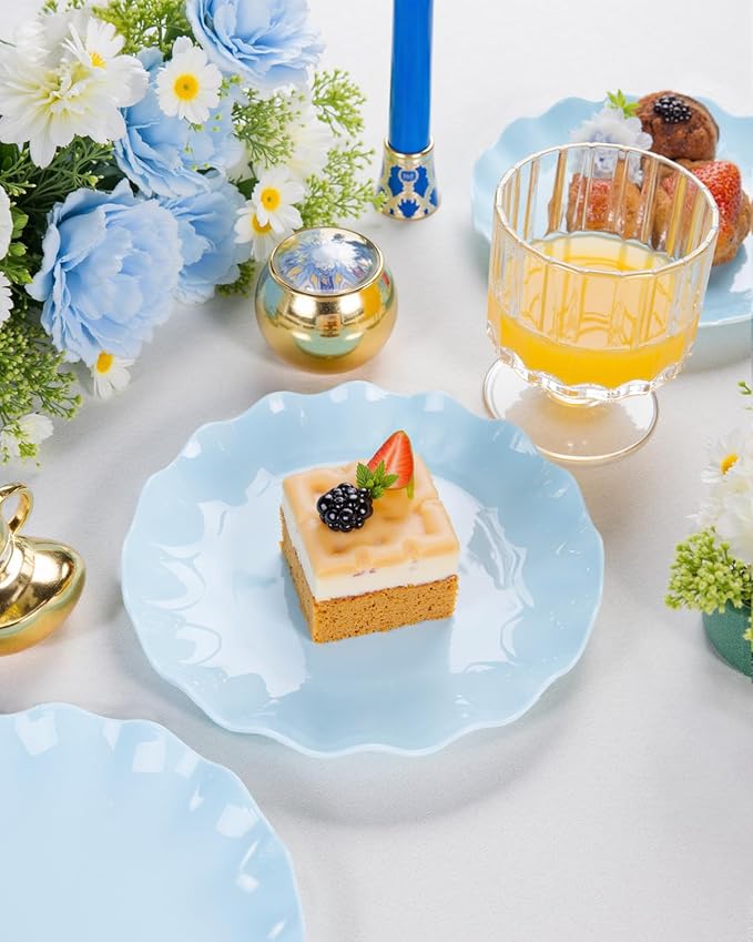 LIYH 20 Pcs Light Baby Blue Plastic Plates Reusable 7.5 Inch - Unbreakable Scalloped Dessert Plates for Weddings Camping Party Outdoor Picnics Dishwasher Safe BPA Free (20Guests)