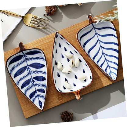 Cabilock Creative Japanese Hand-Painted Ceramic Snack Dish Leaf-Shaped Sauce and Seasoning Plate for Appetizers and Desserts for Home Use and Entertaining