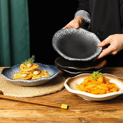 GUERNSEY Snack Bowls Retro Ceramic Plate Cold Vegetable Plate Suitable for Seaweed Kimchi Dessert Sauce Plate Dipping Sauce Plate Snack & Dip Bowls (Color : B, Size : Small)