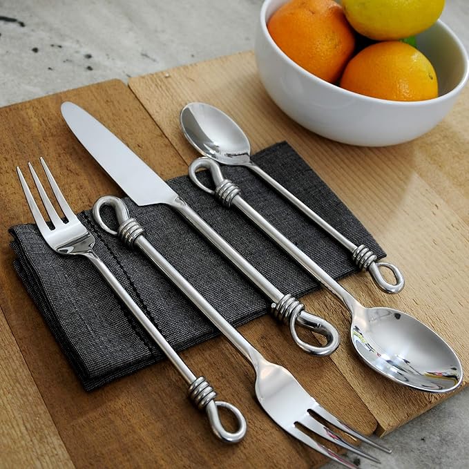 Gourmet Settings - 20-Piece Silverware Set -TWIST Collection - Polished Stainless Steel Flatware Sets - Service for 4 - Kitchen Cutlery Utensils Knife/Fork/Spoon - Dishwasher Safe