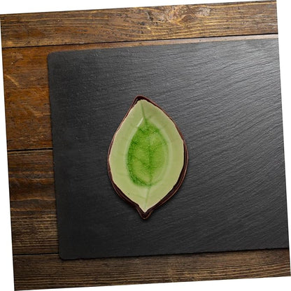 Unomor 4pcs Leaf Shape Porcelain Small Appetizer Plates Ceramic Decorative Dinnerware for Sauce Appetizers Snacks Salad