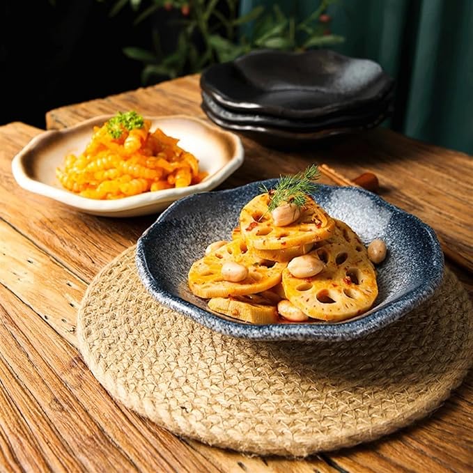 GUERNSEY Snack Bowls Retro Ceramic Plate Cold Vegetable Plate Suitable for Seaweed Kimchi Dessert Sauce Plate Dipping Sauce Plate Snack & Dip Bowls (Color : B, Size : Small)